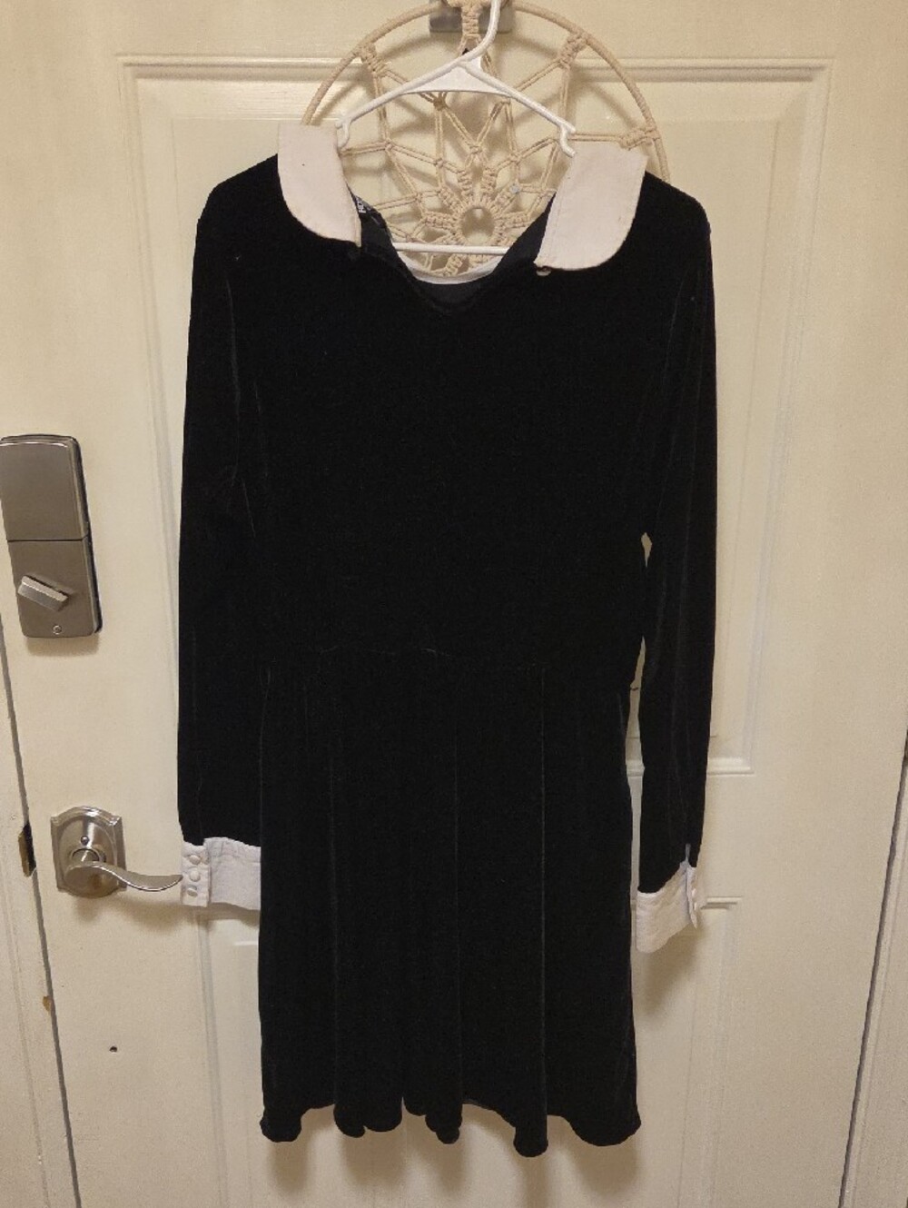 Hot Topic Black Velvet Long-Sleeve Dress with White Collar and Cuffs - Picture 3 of 3
